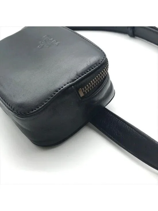 Prada Logo Pouch Black - Picture 6 of 10
